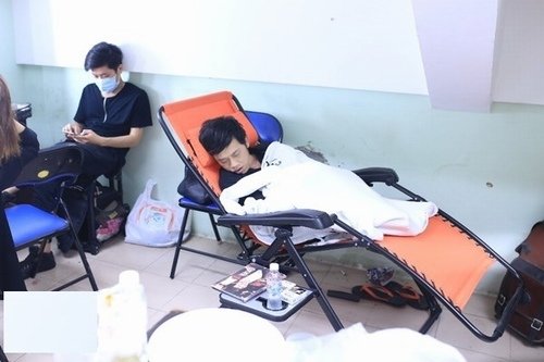 Hoài Linh, danh hài hoài linh, khoảnh khắc hậu trường sân khấu, hậu trường sân khấu