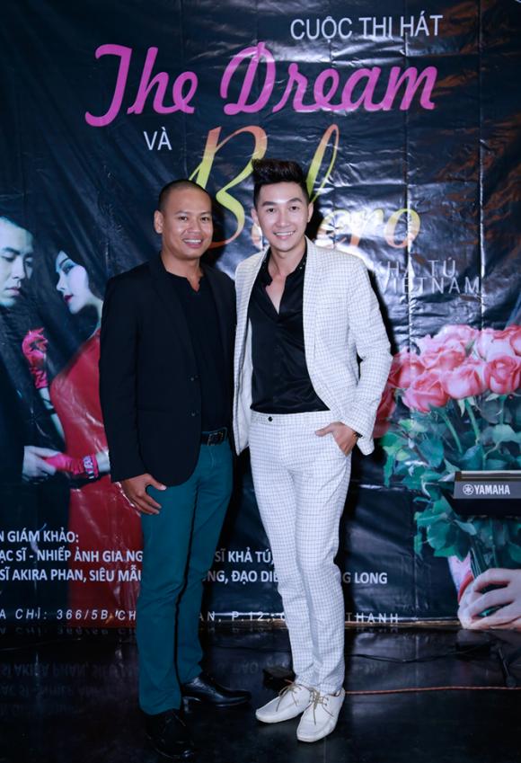 Ca sĩ hải ngoại Ngô Khả Tú, Ngô Khả Tú, Akira Phan, ca sĩ Akira Phan, Ngô Khả Tú làm giám khảo, Á quân Nam Phong, Nam Phong