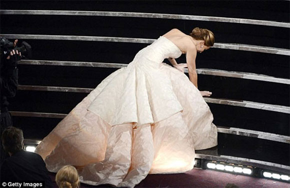 Jennifer Lawrence,Jennifer Lawrence kiếm nhiều tiền nhất thế giới,minh tinh đắt giá nhất thế giới.