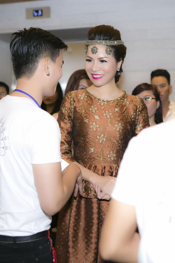 Bùi Thị Hà, Hoa hậu Bùi Thị Hà, Sao Việt, Lynk fashion show