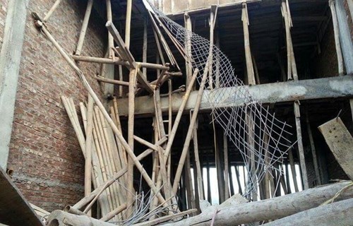 Sập nhà khi đổ mái bê-tông, sập nhà ở Hà Nội, sập nhà