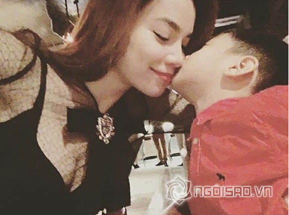 hà hồ,hà hồ khoe bánh dát vàng,hà hồ nghỉ dưỡng dubai,scandal của hà hồ,hà hồ và đại gia kim cương