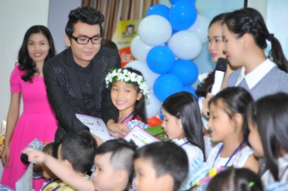 Ký Quốc Đạt , Á vương Ký Quốc Đạt, Sao Việt, Nụ cười dễ thương