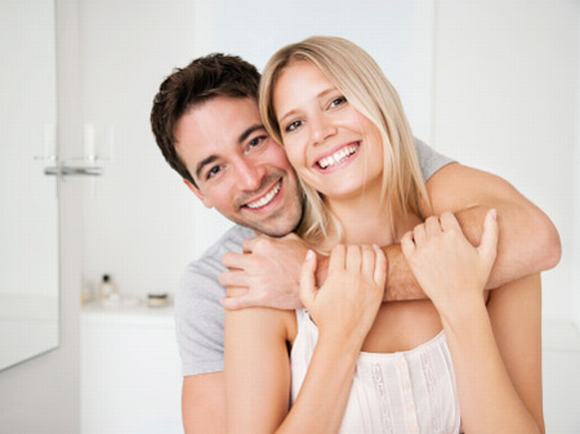 chồng sắp cưới, trai bao, chồng làm trai bao, ngoại tình,