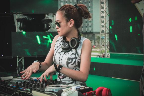 Dj top 50 thế giới,dj số 1 việt nam,dj Wang Trần,dj số 1 việt nam Wang Trần,dj 50 thế giới Wang Trần,Wang Trần làm tour xuyên việt,sao việt