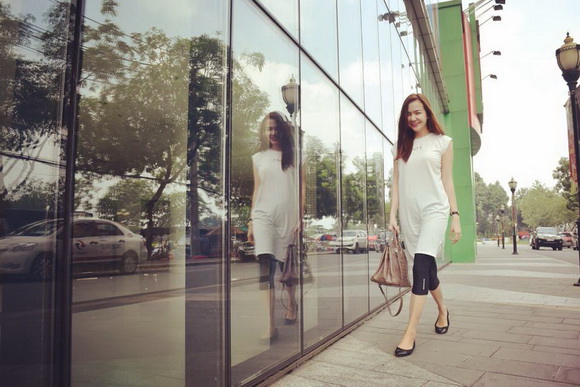 ai-chau-2011-2-ngoisao 5 Jamu Mommy Center, Ái Châu, Bà xã Huỳnh Đông, Chăm sóc & làm đẹp sau sinh tại nhà