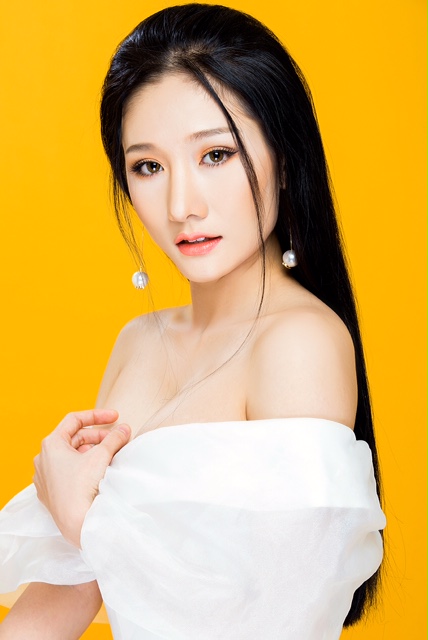 sara-nguyen-2211-12-ngoisao 5 Sara Nguyễn, NTK Sara Nguyễn, Sao Việt