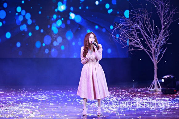 Ca sĩ Lina Nguyễn làm đắm say khán giả trong đêm nhạc Việt - Hàn chủ đề  3 ca sĩ Lina Nguyễn, Lina Nguyễn, đêm giao lưu Hàn Việt, đêm nhạc Việt Hàn, ca sĩ trẻ Lina Nguyễn