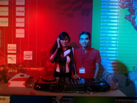 dj-duc-bond-2411-4-ngoisao 8 DJ Đức Bond, DJ Việt Nam, Tin sao việt, Sao Việt