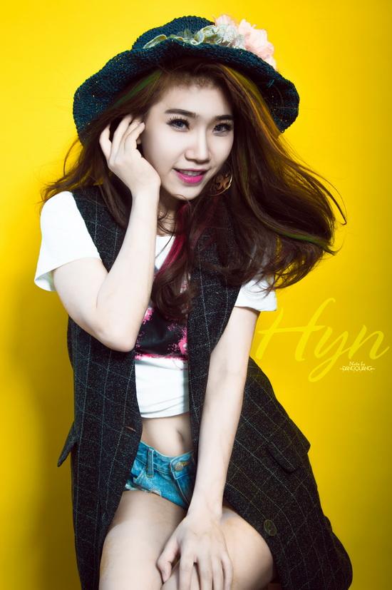 hoang-y-nhung-2511-2-ngoisao 4 Hoàng Y Nhung, Ca sĩ Hoàng Y Nhung, Sao Việt