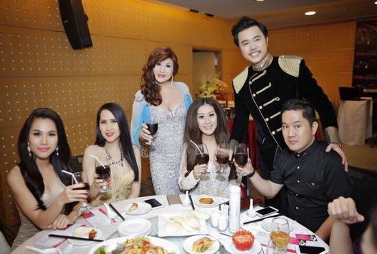 bau-hoa-2611-8-ngoisao 1 Minh Thư, Bầu Hòa, Vũ Hoàng Việt, Sao Việt