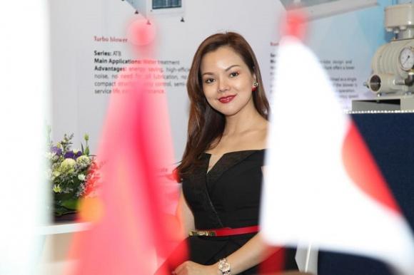 Ruby Anh Phạm, Tập đoàn Tohin, Sao Việt