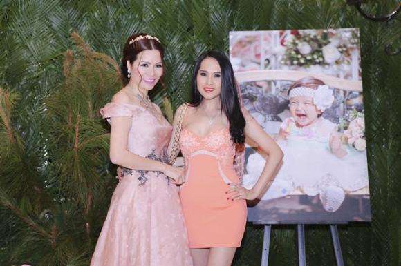 Bùi Thị Hà, Tập đoàn Long Hoàng, Hoa hậu Phu nhân Bùi Thị Hà, Sao Việt