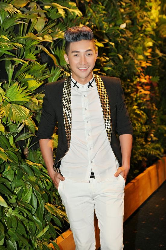 Nam Phong, Người mẫu Nam Phong, Đoan Trang, Sao Việt