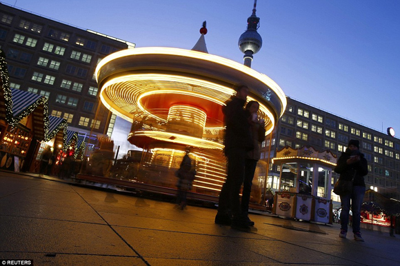 nước Đức,không khí Giáng sinh nước Đức,Giáng sinh ở nước Đức,khu chợ Giáng sinh ở Đức,chợ đường phố kiểu truyền thống ở Đức,du lịch nước ngoài