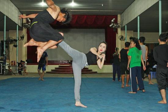 Cao Mỹ Kim, Cao Mỹ Kim tập võ, Sao Việt