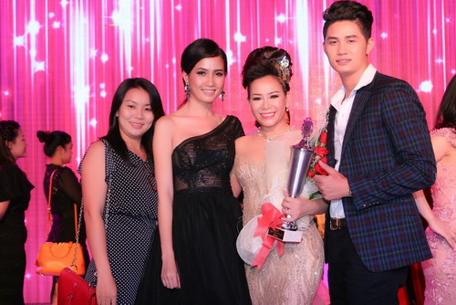 Ray Võ, Phan Thị Mơ, Sao Việt