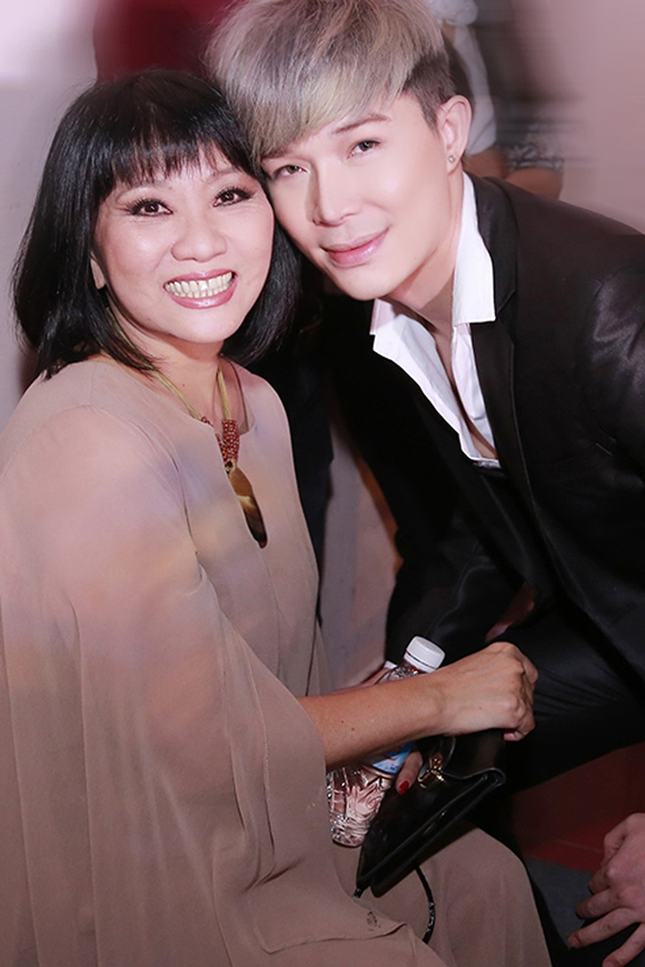 sao Việt, Nathan Lee, ca sĩ Nathan Lee, Ông hoàng Opera, Nathan Lee gây choáng với quả đầu mới, tiếp tục thay đổi diện mạo mới