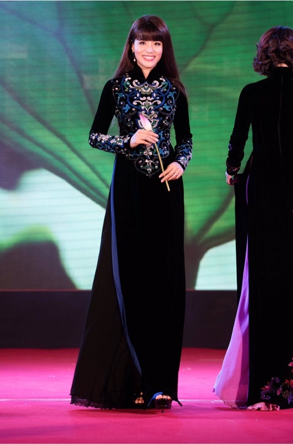 Sen vàng từ bi 2015, Á hậu Băng Châu, Sao Việt