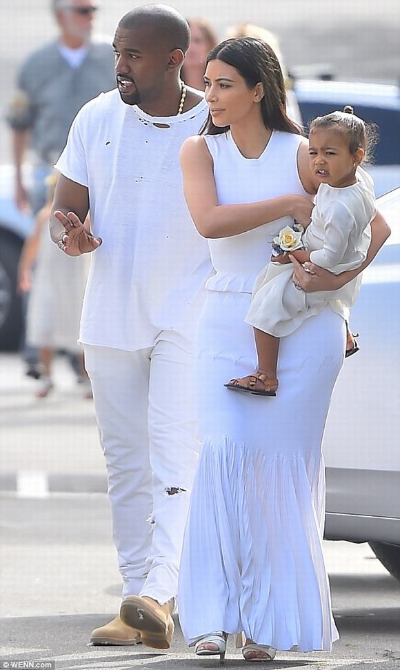 Kim Kardashian, Kim Kardashian sinh con thứ hai, tên con trai của Kim Kardashian, con của Kim Kardashian, con trai của Kim Kardashian