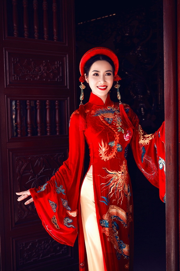 Ông trùm chân dài 9X,kenbi khánh phạm,kenbi khánh phạm cùng dàn gà cưng