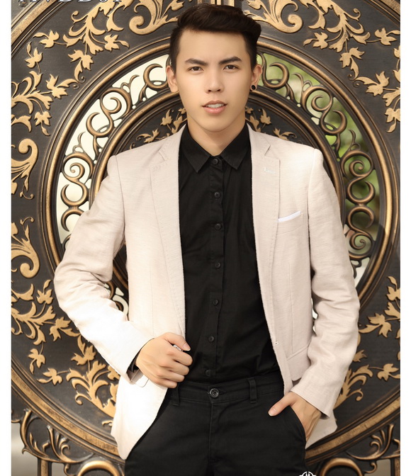 Ông trùm chân dài 9X,kenbi khánh phạm,kenbi khánh phạm cùng dàn gà cưng