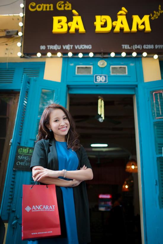 van-hugo-1412-1-ngoisao 5 Vân Hugo, Sao Việt, MC Thanh Vân Hugo