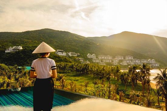 InterContinental Danang Sun Peninsula Resort , Khu nghỉ dưỡng sang trọng bậc nhất thế giới năm 2015, Du lịch Đà Nẵng