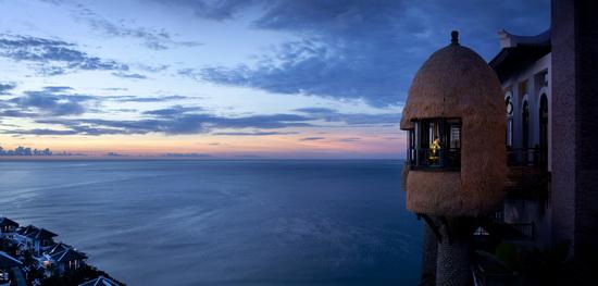 InterContinental Danang Sun Peninsula Resort , Khu nghỉ dưỡng sang trọng bậc nhất thế giới năm 2015, Du lịch Đà Nẵng