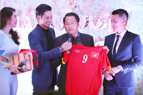 Công Vinh, Thủy Tiên, Viện thẩm mỹ Mailisa