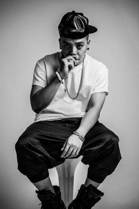 hoang-touliver-1611-ngoisao 0 Hoàng Thuỳ Linh, Hoàng Touliver, La French Touch