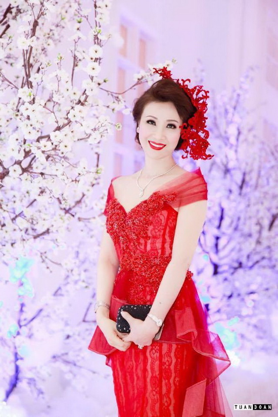 vu-thuy-nga-1612-2-ngoisao 3 vivant joie, Mỹ phẩm vivant joie, Mỹ phẩm làm khỏe da số 1 nhật bản