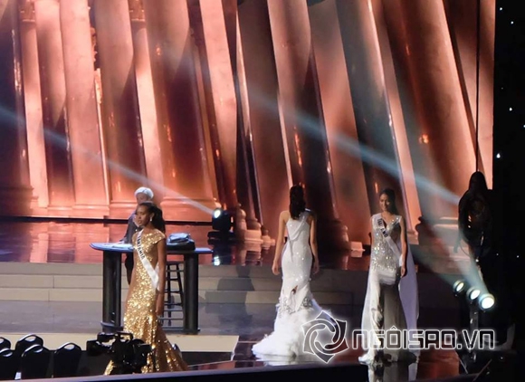Á hậu Hoàng My,Hoàng My tuyên bố ăn chay,Phạm Hương lọt top 3 Hoa hậu Hoàn vũ