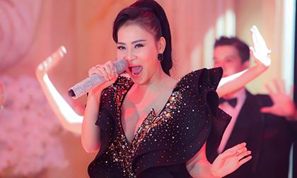 Thu Minh, Nữ hoàng nhạc dance, Thu Minh âm thầm chuẩn bị quà bí mật tặng fan