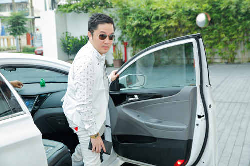 Bầu Hòa, Sao việt, Phạm Hương