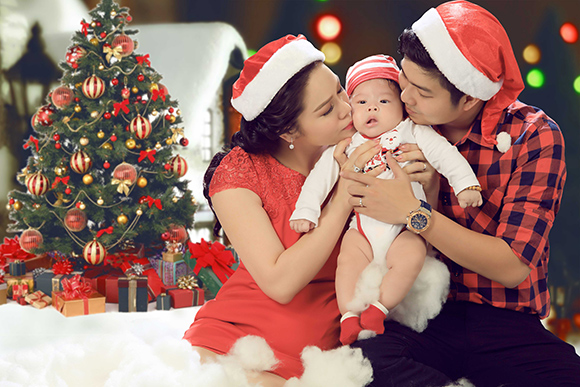 Nhật Kim Anh, Nhật Kim Anh đón Giáng sinh cùng chồng con, con trai Nhật Kim Anh