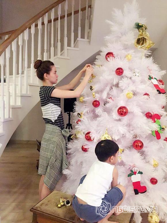 sao việt trang trí cây thông Noel, sao Việt, không gian đón Noel của sao Việt