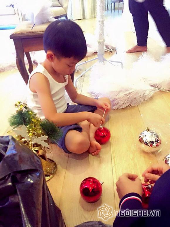 sao việt trang trí cây thông Noel, sao Việt, không gian đón Noel của sao Việt