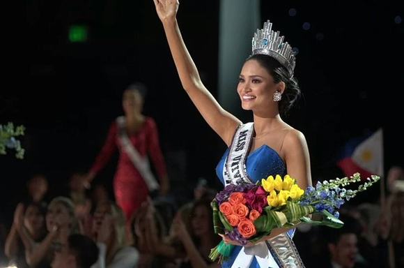 Hoa hậu Hoàn vũ 2015, tân Hoa hậu Hoàn vũ 2015, Pia Alonzo Wurtzbach