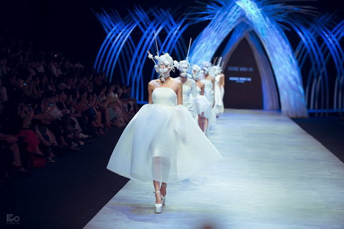 f-party-2312-2-ngoisao 7 Season Greeting, F-Party, Fashion TV