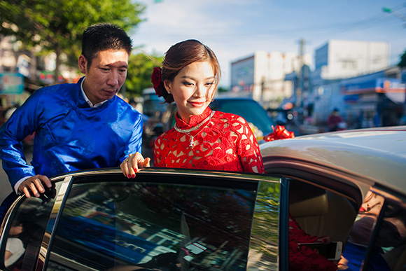 Diễm Trang, đám cưới Diễm Trang, Ông xã đại gia lái siêu xe đến hỏi cưới Á hậu Diễm Trang