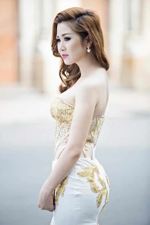 Ngọc Trân Anh, Ca sĩ Ngọc Trân Anh, Sao Việt