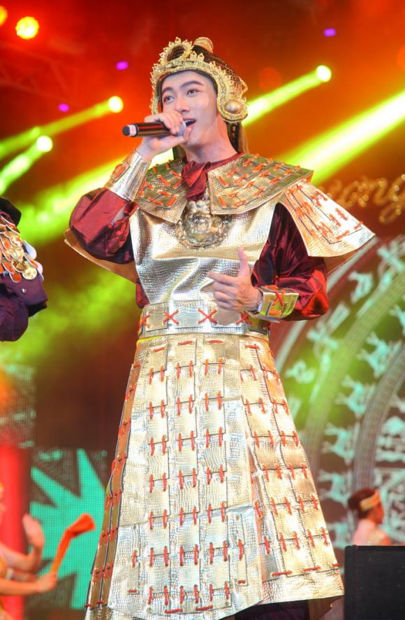 Ray Võ, Phan Thị Mơ, Ca sĩ Ray Võ