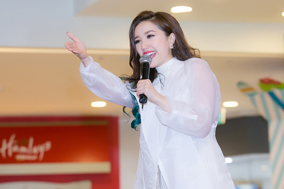 Bảo Thy, Bảo Thy sốc nặng, Bảo Thy rạng rỡ bên anh trai