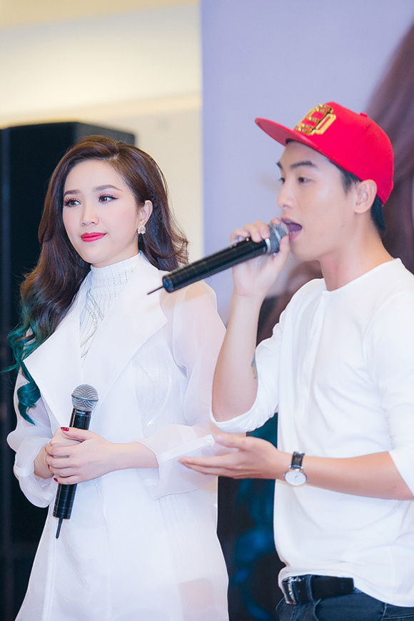 Bảo Thy, Bảo Thy sốc nặng, Bảo Thy rạng rỡ bên anh trai