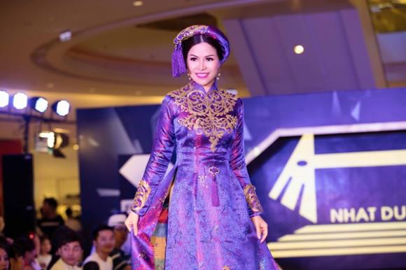 Bùi Thị Hà, Hoa hậu Quý bà 2014, Sao Việt