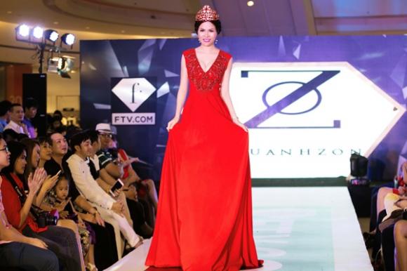 Bùi Thị Hà, Hoa hậu Quý bà 2014, Sao Việt