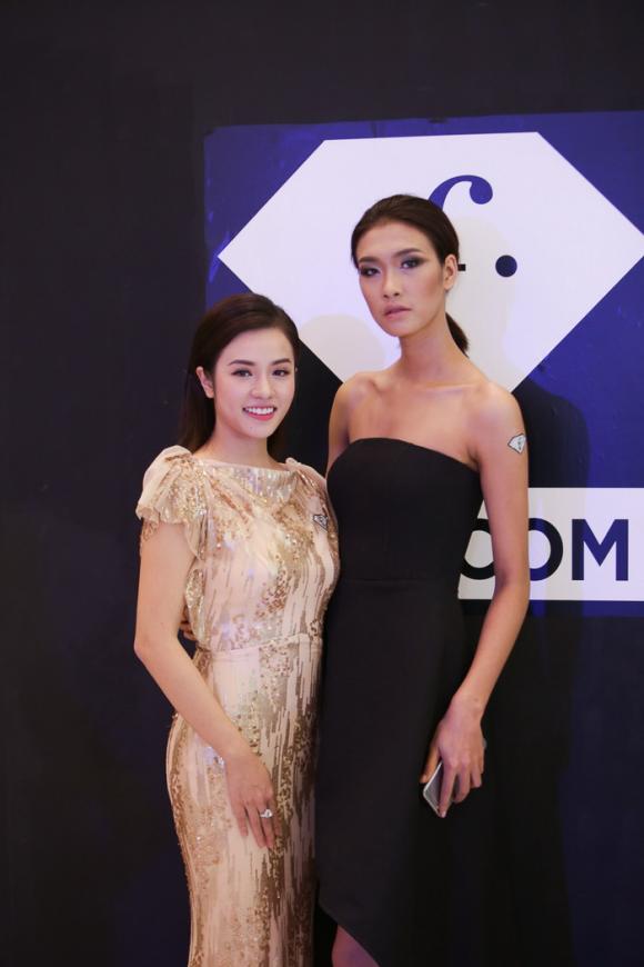 Hoa hậu Kiều Ngân, Fashion TV, Premier Vietnam Girls Collection