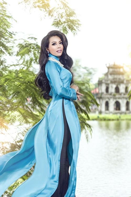 dan-ca-si-chuyen-gioi-41-9-ngoisao 4 Ca sĩ chuyển giới, Sao việt, Cindy Thái Tài