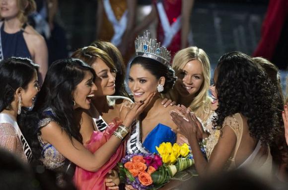 Hoa hậu Hoàn vũ 2015, Hoa hậu Hoàn vũ Pia Alonzo Wurtzbach, Hoa hậu Colombia